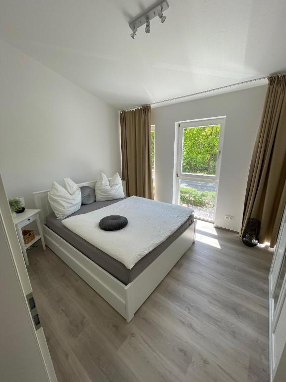 Apartment mit Balkon – Foto 1
