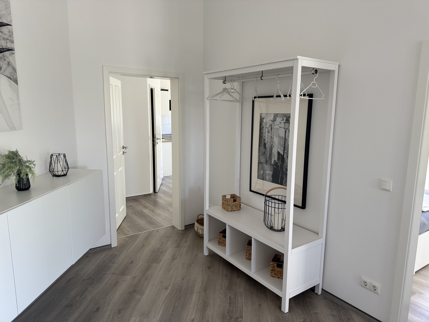 Apartment mit Balkon – Foto 4