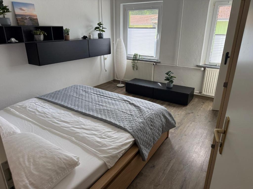 Doppelzimmer mit eigenem Bad – Foto 2