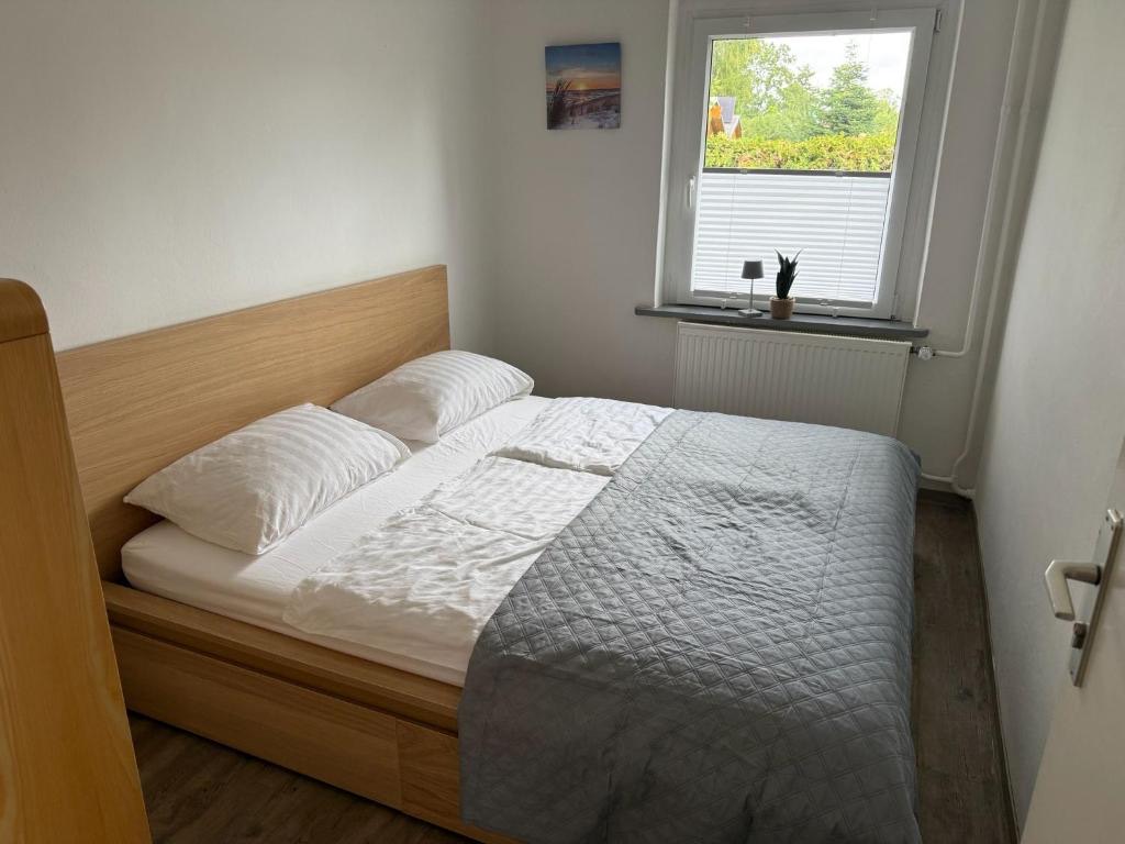 Doppelzimmer mit Gemeinschafts-WC – Foto 2